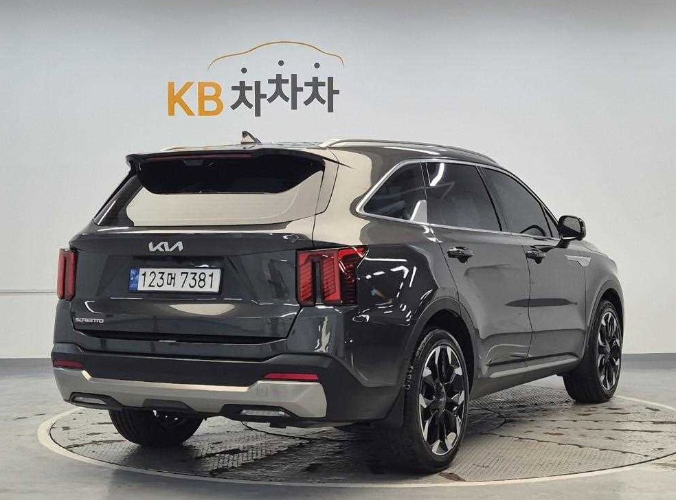 기아 쏘렌토 가솔린 2.5T 2WD 시그니처 사진 3