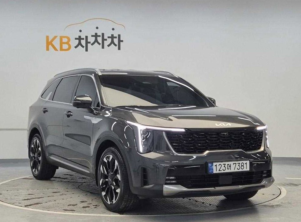 기아 쏘렌토 가솔린 2.5T 2WD 시그니처 사진 4