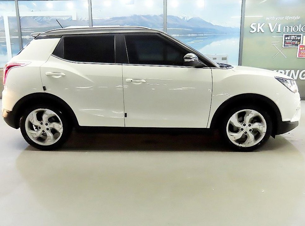 KG모빌리티(쌍용)  티볼리 가솔린 2WD 1.6 LX 사진 3