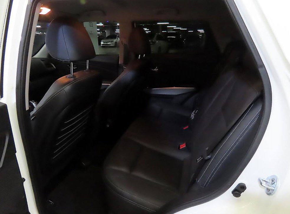 KG모빌리티(쌍용)  티볼리 가솔린 2WD 1.6 LX 사진 7