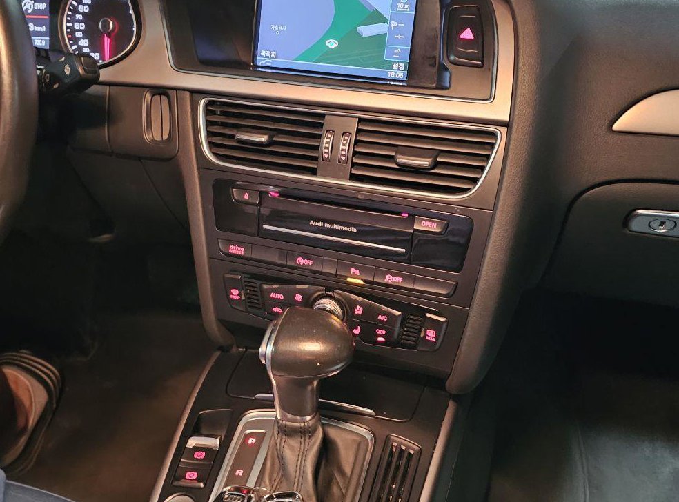 아우디 A4 35 TDI 콰트로 사진 10