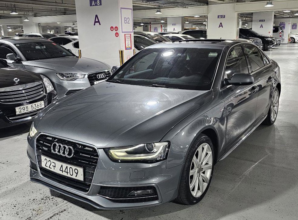 아우디 A4 35 TDI 콰트로 사진 2