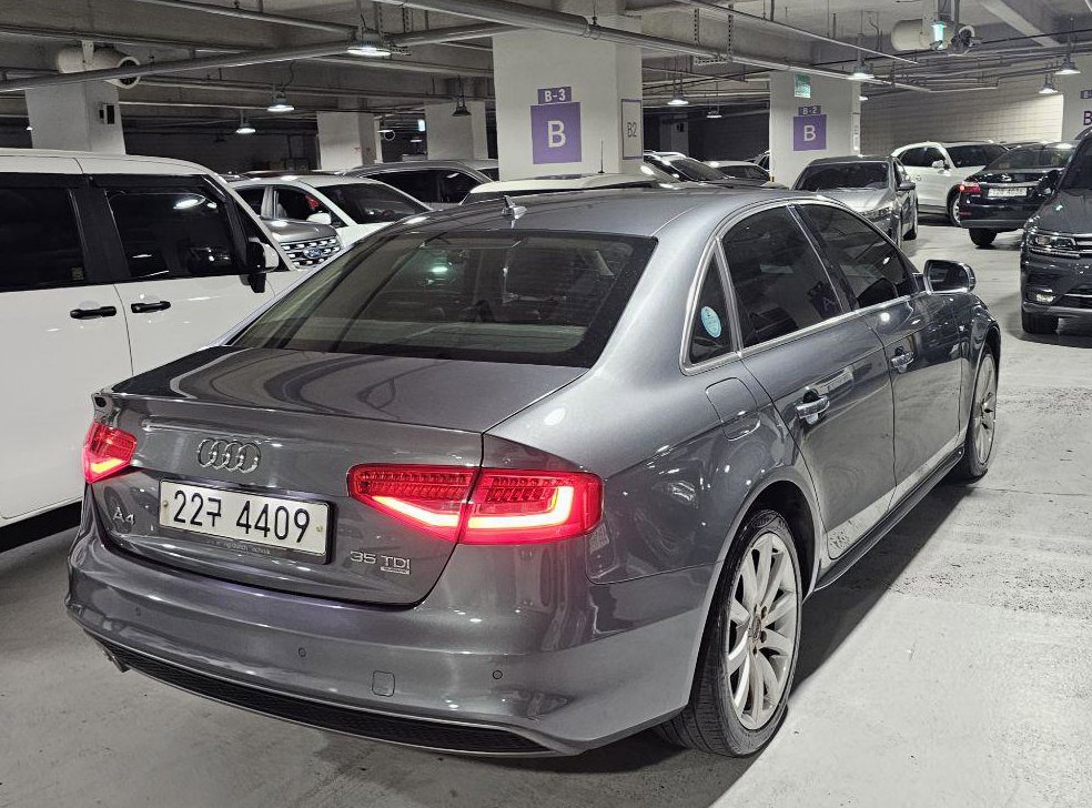 아우디 A4 35 TDI 콰트로 사진 4
