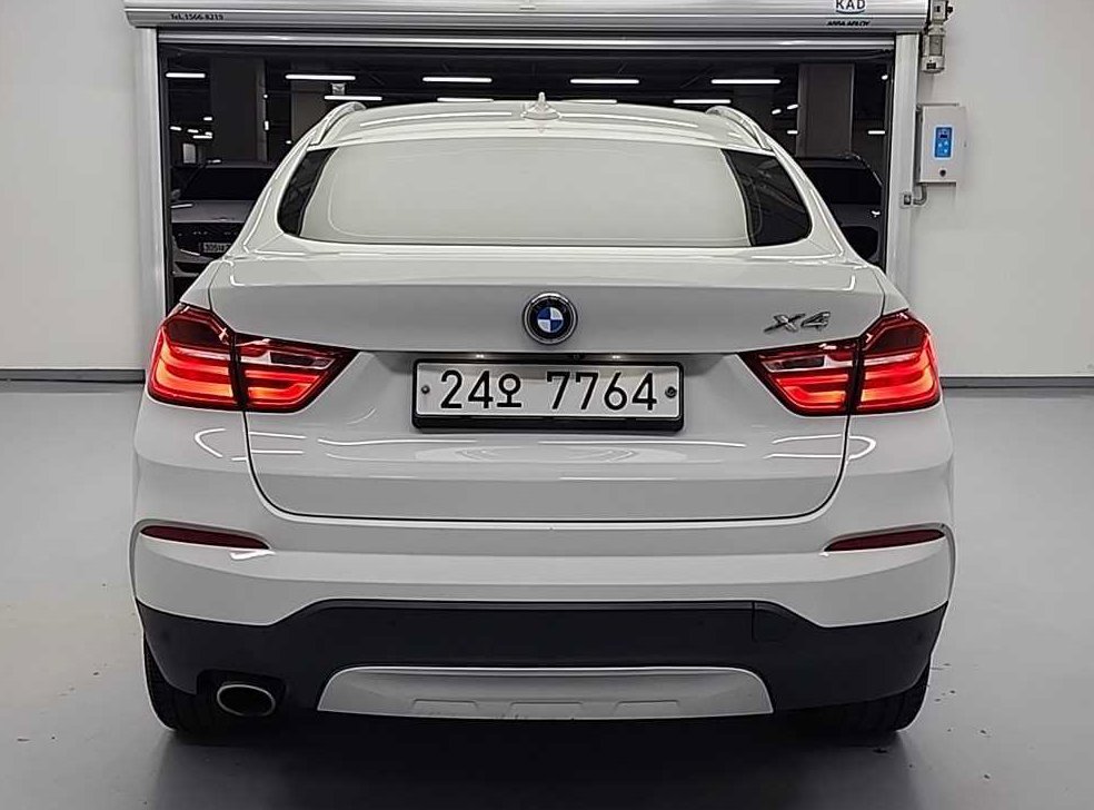 BMW X4  xDrive 20d 사진 3