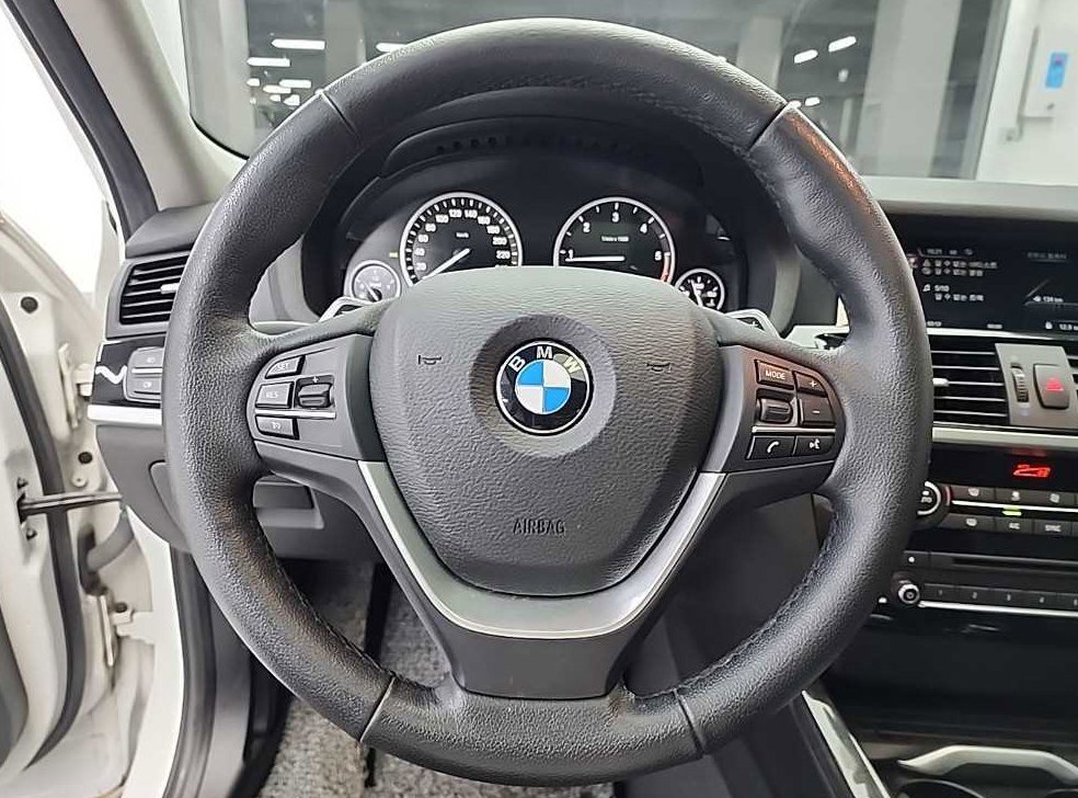 BMW X4  xDrive 20d 사진 9