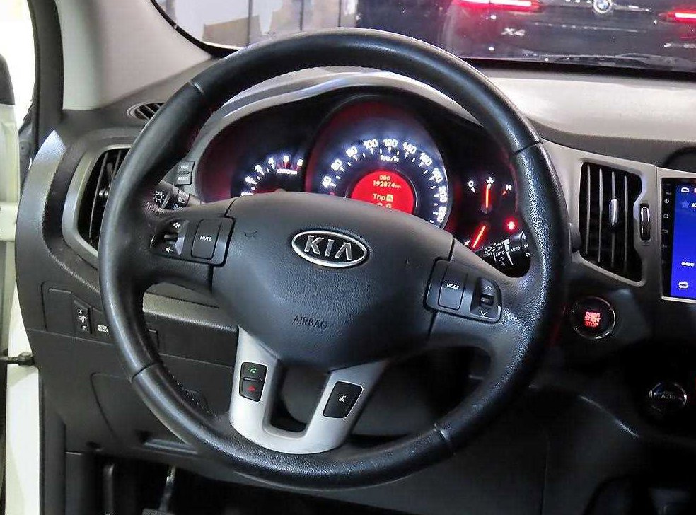 기아 스포티지 2WD LIMITED 사진 8
