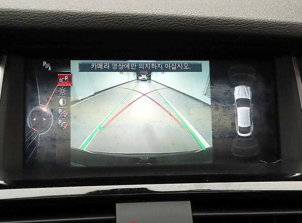 BMW X4  xDrive 20d 사진 14
