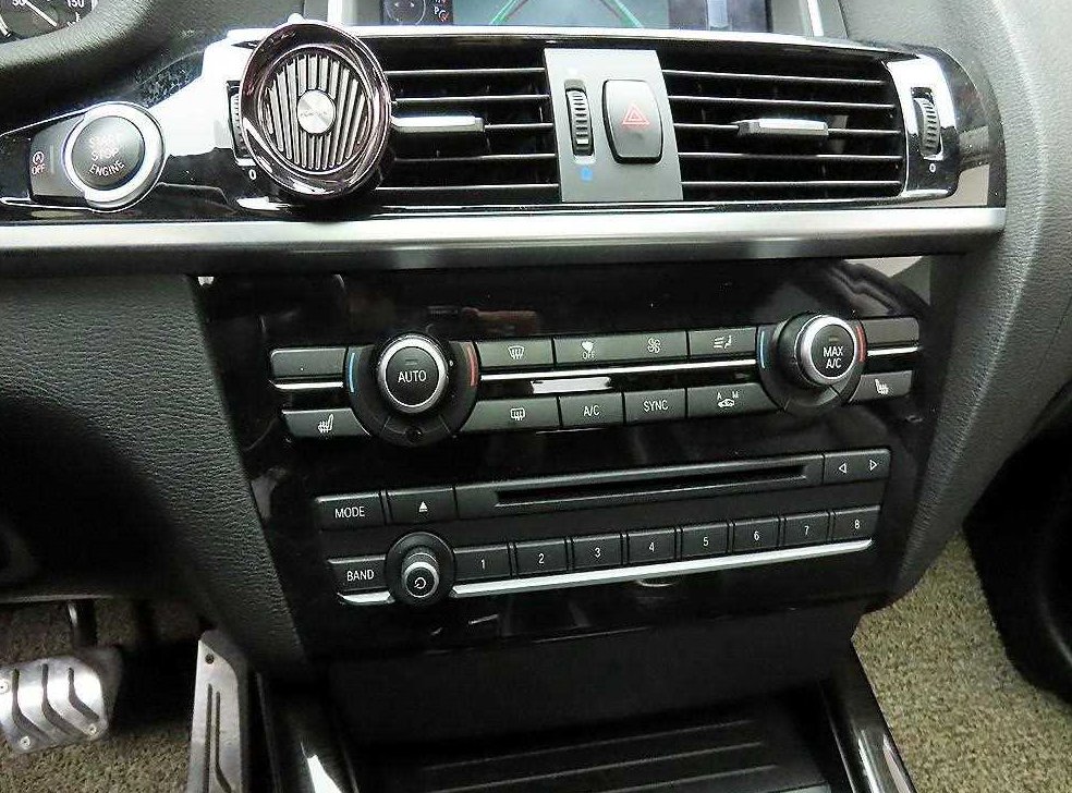BMW X4  xDrive 20d 사진 15