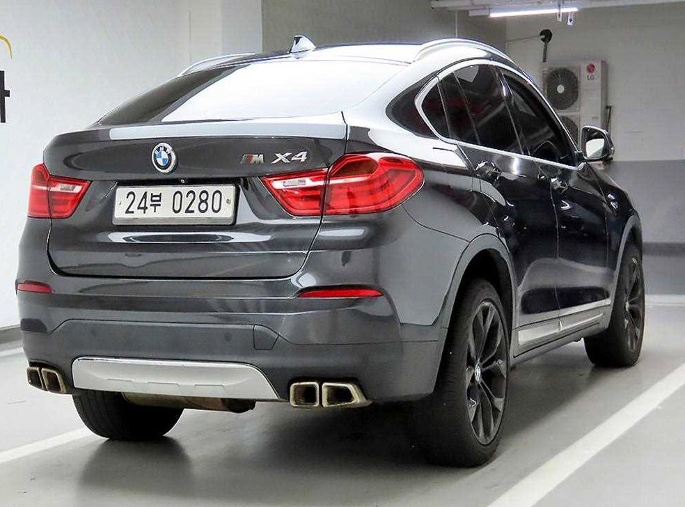 BMW X4  xDrive 20d 사진 4