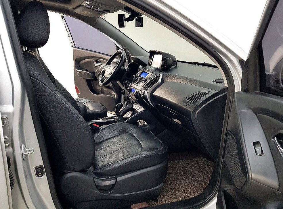 현대 투싼 2WD VGT LX20 사진 15