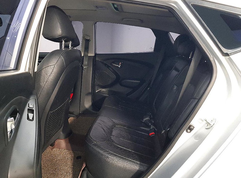 현대 투싼 2WD VGT LX20 사진 9