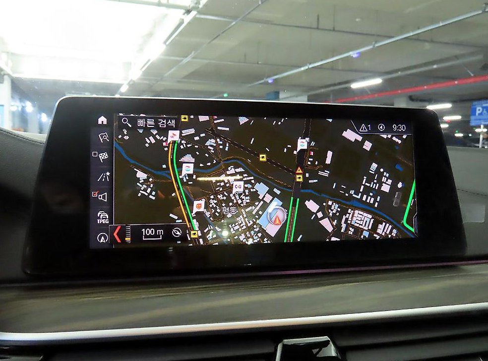 BMW 5시리즈 530i 럭셔리 플러스 사진 15