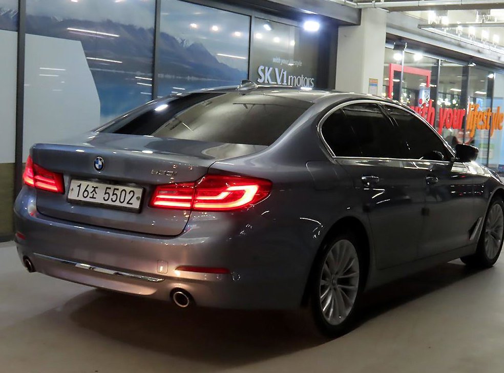BMW 5시리즈 530i 럭셔리 플러스 사진 4