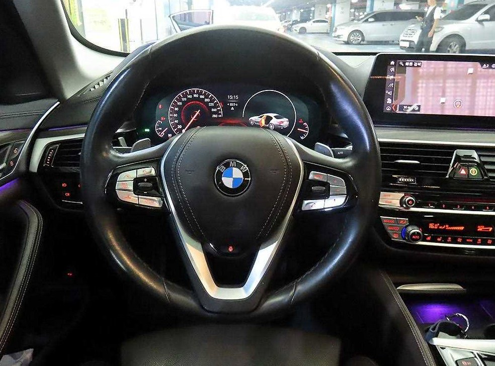 BMW 5시리즈 530i xDrive 럭셔리 플러스 사진 8