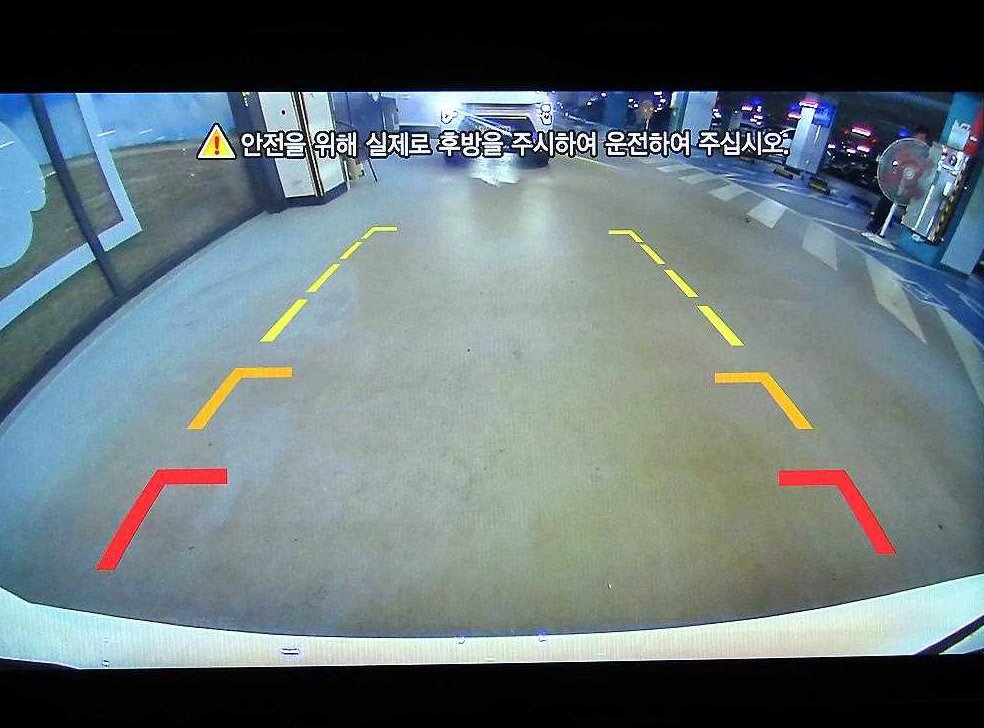 KG모빌리티(쌍용)  티볼리 2WD 가솔린 1.5 사진 15