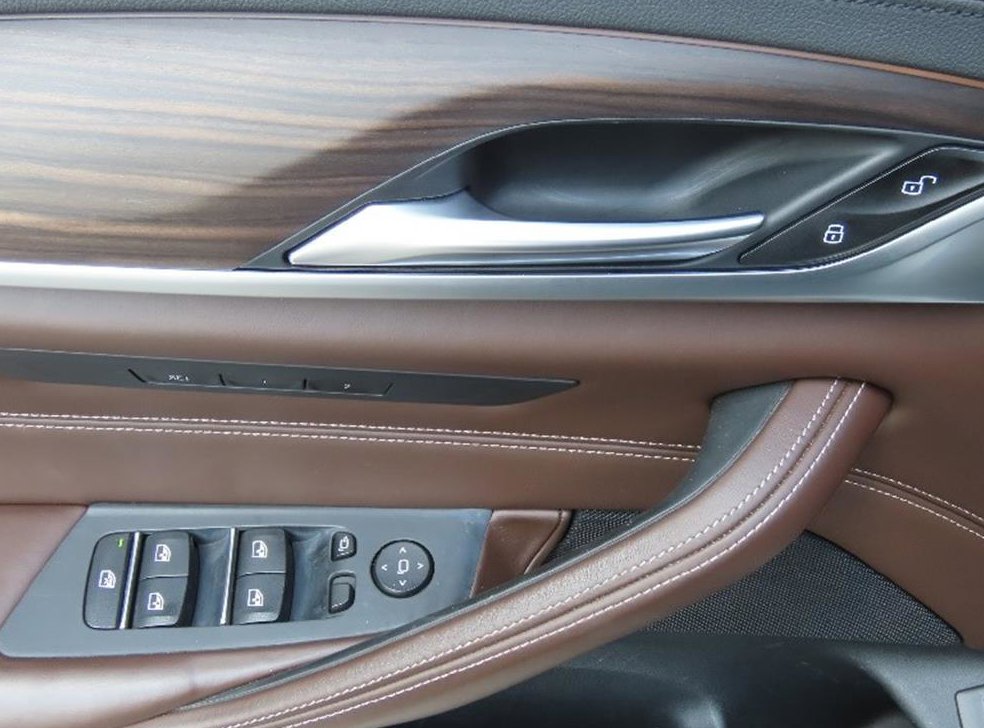BMW 5시리즈 530i xDrive M 스포츠 플러스 사진 12