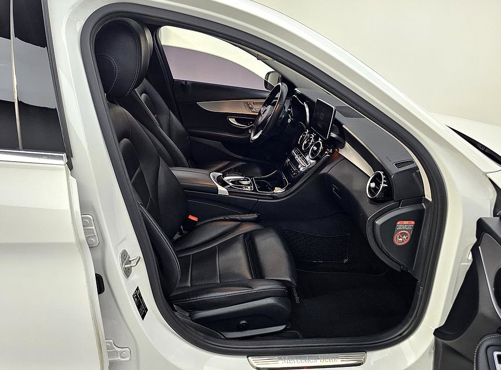벤츠 C 클래스 C220 d 아방가르드 사진 11