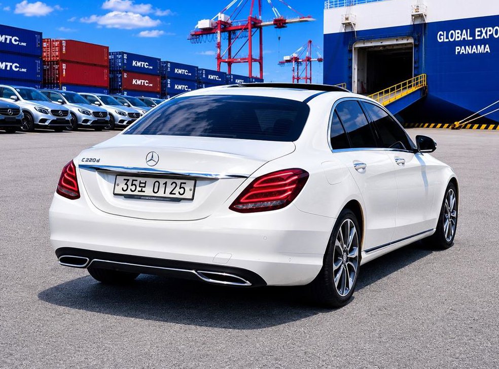 벤츠 C 클래스 C220 d 아방가르드 사진 4