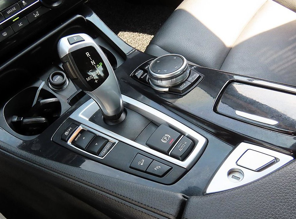 BMW 5시리즈 520d xDrive 사진 11