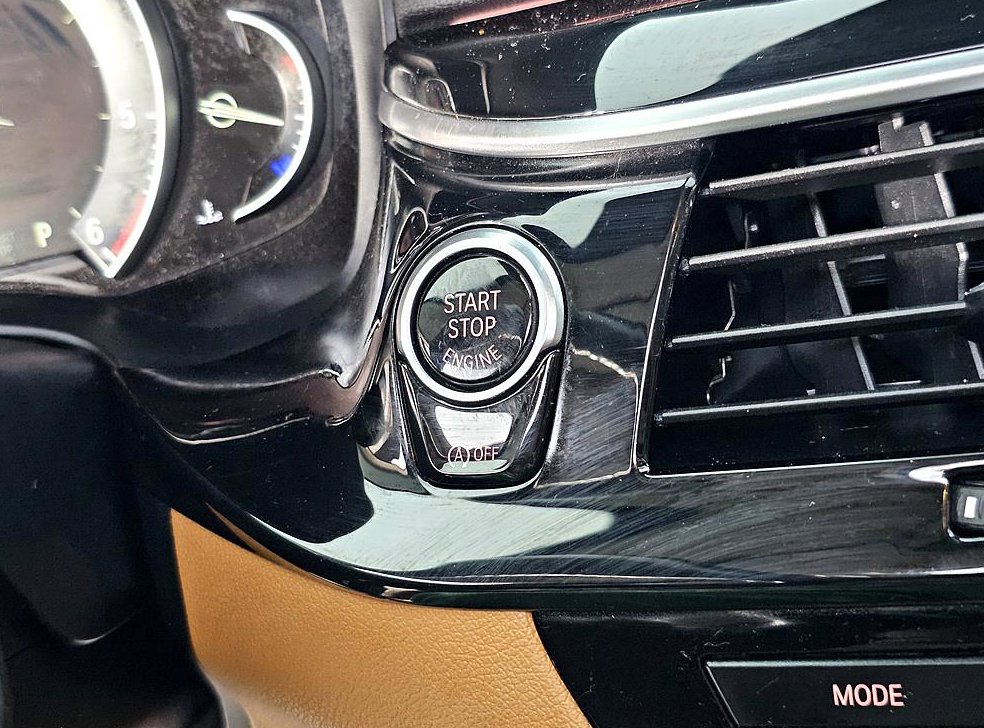 BMW 5시리즈 520d 럭셔리 스페셜 에디션 사진 13