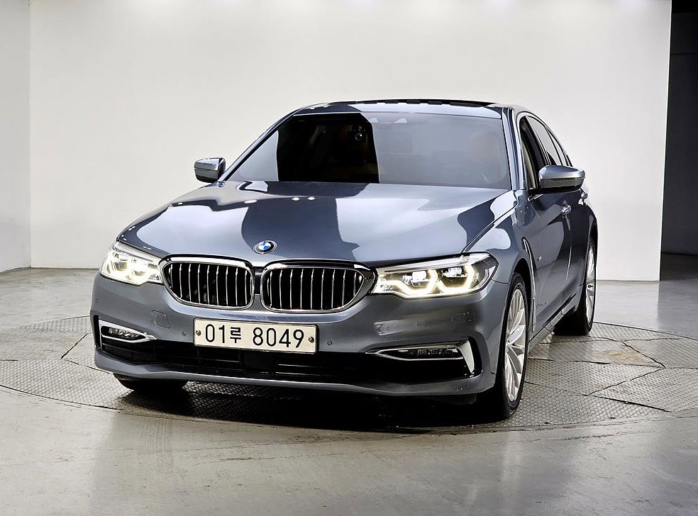 BMW 5시리즈 520d 럭셔리 스페셜 에디션 사진 2