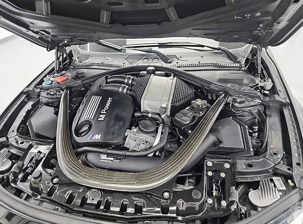 BMW 3시리즈 M3 세단 컴패티션 사진 5