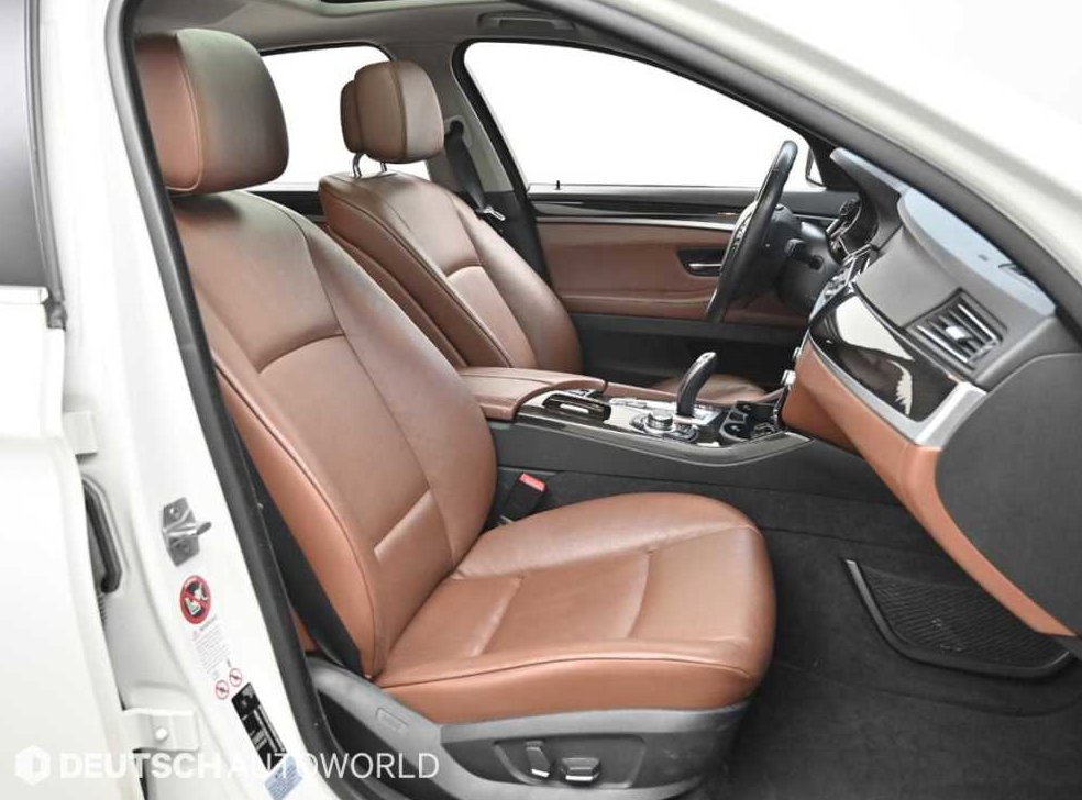 BMW 5시리즈 520d 사진 10
