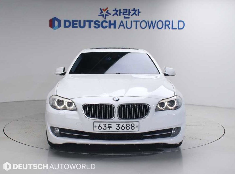 BMW 5시리즈 520d 사진 3