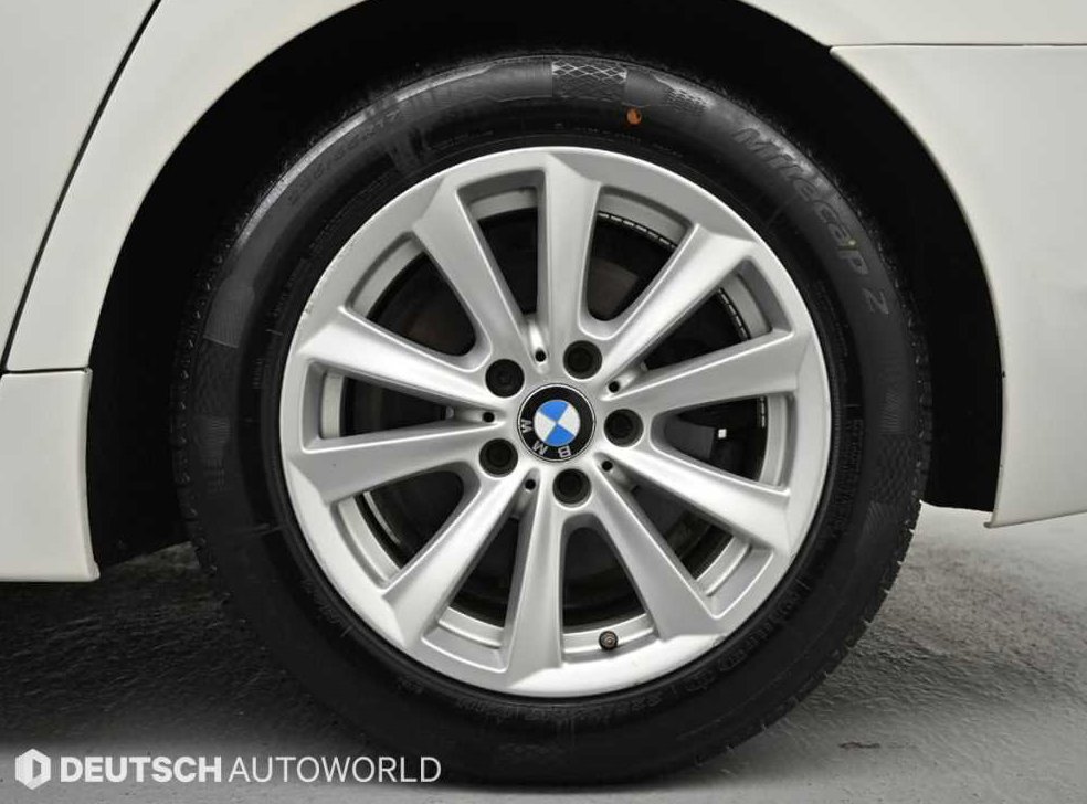 BMW 5시리즈 520d 사진 5
