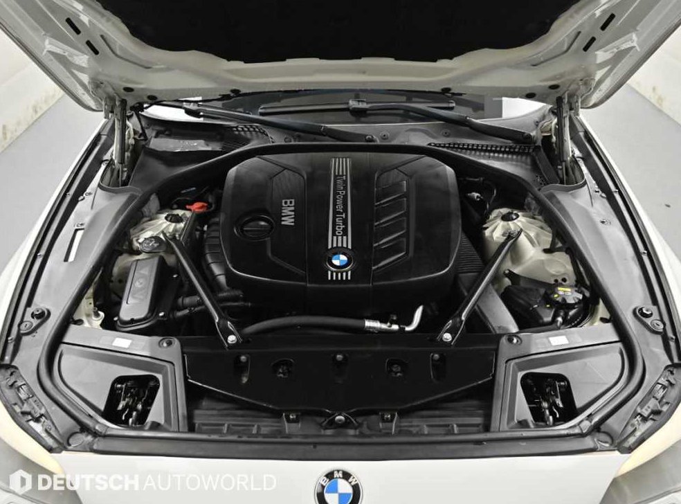 BMW 5시리즈 520d 사진 6