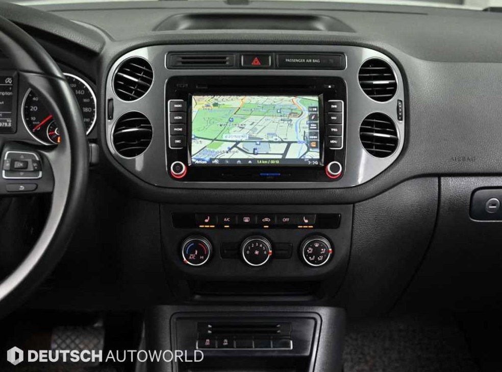 폭스바겐 티구안 2.0 TSI 컴포트 사진 14