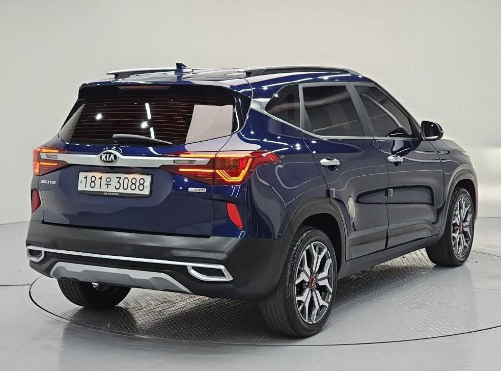 기아 셀토스 가솔린 1.6 터보 2WD 사진 4