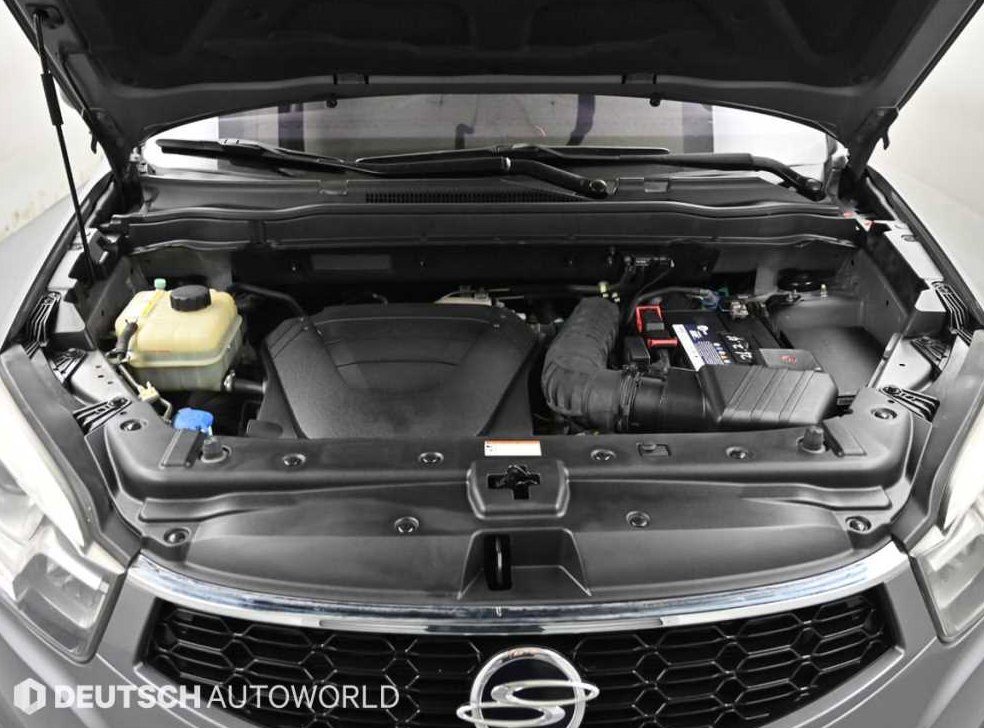 KG모빌리티(쌍용)  코란도 2WD 2.0 CVS 사진 6