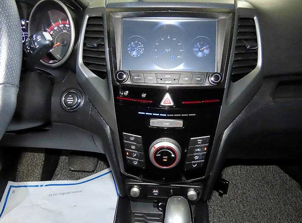 KG모빌리티(쌍용)  티볼리 2WD 가솔린 VX 사진 11