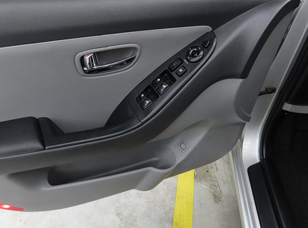 현대 아반떼 1.6 VVT S16 사진 13