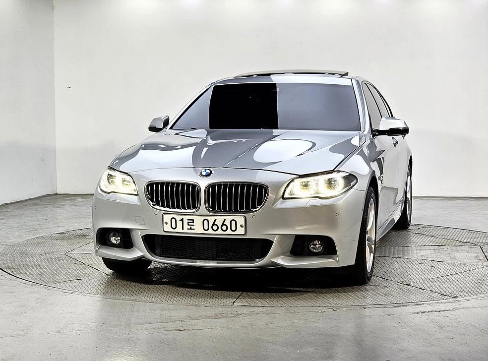BMW 5시리즈 520d xDrive M 에어로다이나믹 프로 사진 2