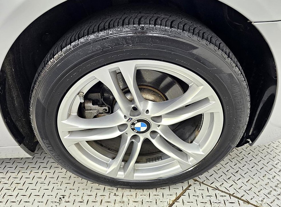 BMW 5시리즈 520d xDrive M 에어로다이나믹 프로 사진 20