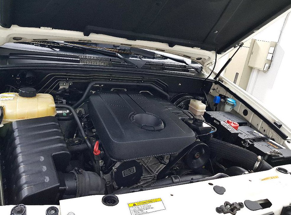 KG모빌리티(쌍용)  렉스턴 2.0  4WD RX7 사진 6