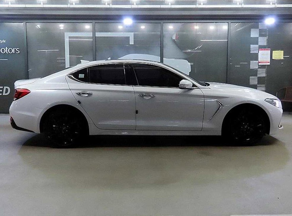 제네시스 G70 2.0T AWD 사진 3