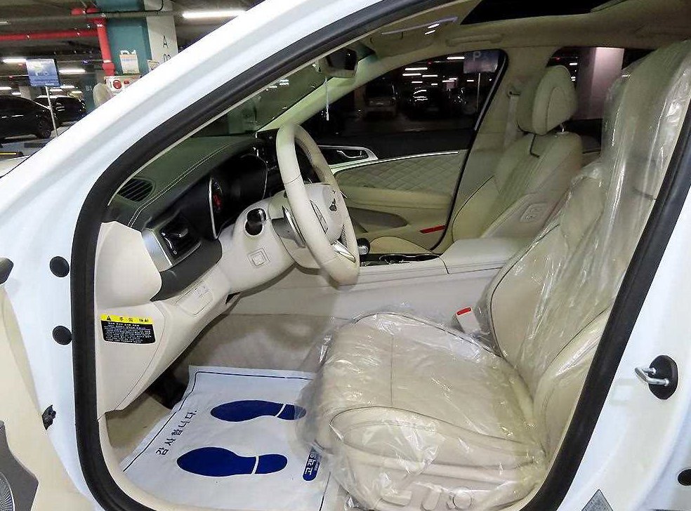 제네시스 G70 2.0T AWD 사진 6