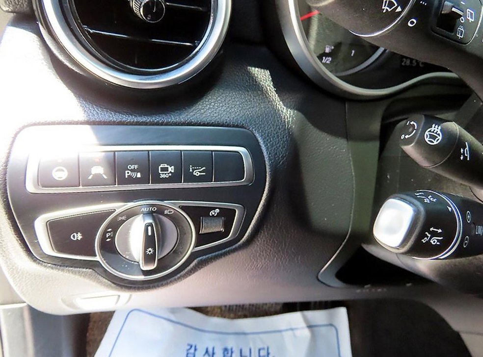 벤츠 GLC 클래스 GLC 350 e 4MATIC 사진 11