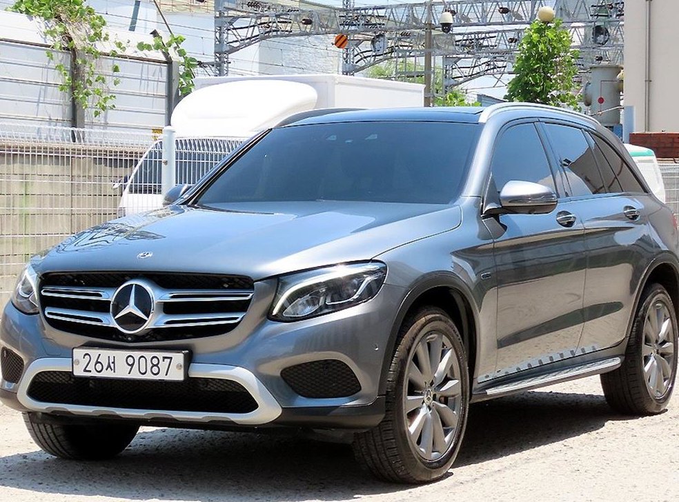벤츠 GLC 클래스 GLC 350 e 4MATIC 사진 2