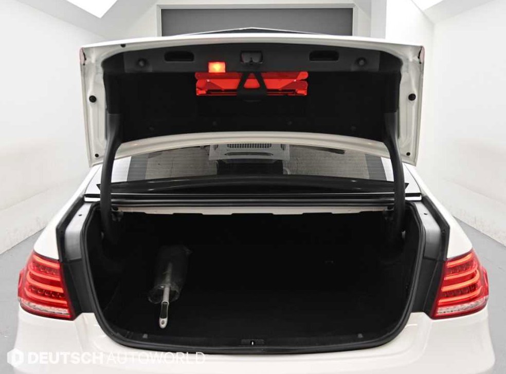벤츠 E 클래스 E220 CDI 아방가르드 사진 19