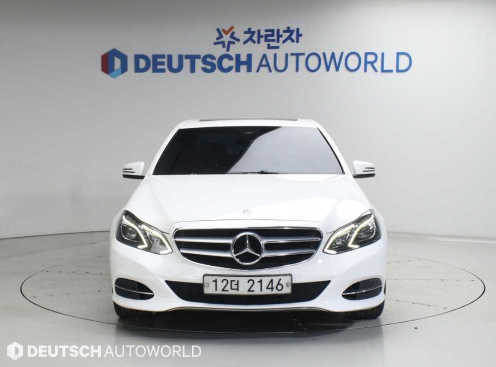 벤츠 E 클래스 E220 CDI 아방가르드 사진 3