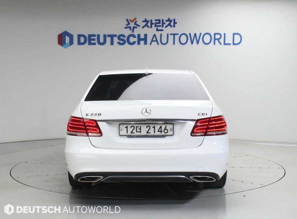 벤츠 E 클래스 E220 CDI 아방가르드 사진 4