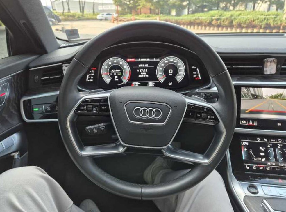 아우디 A6 45 TFSI 프리미엄 사진 10