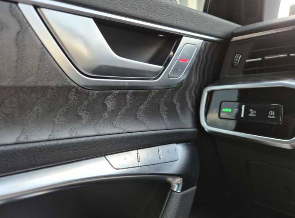 아우디 A6 45 TFSI 프리미엄 사진 16