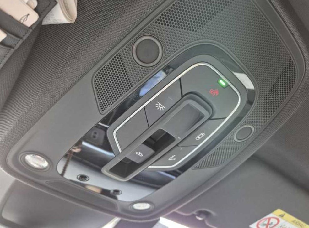 아우디 A6 45 TFSI 프리미엄 사진 18