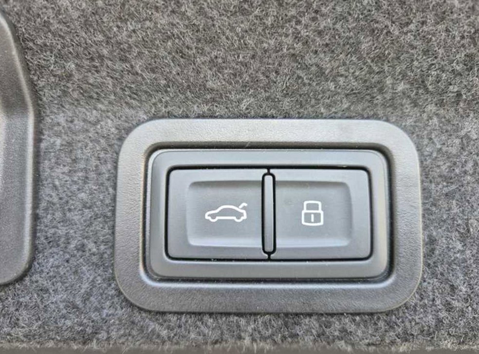아우디 A6 45 TFSI 프리미엄 사진 20