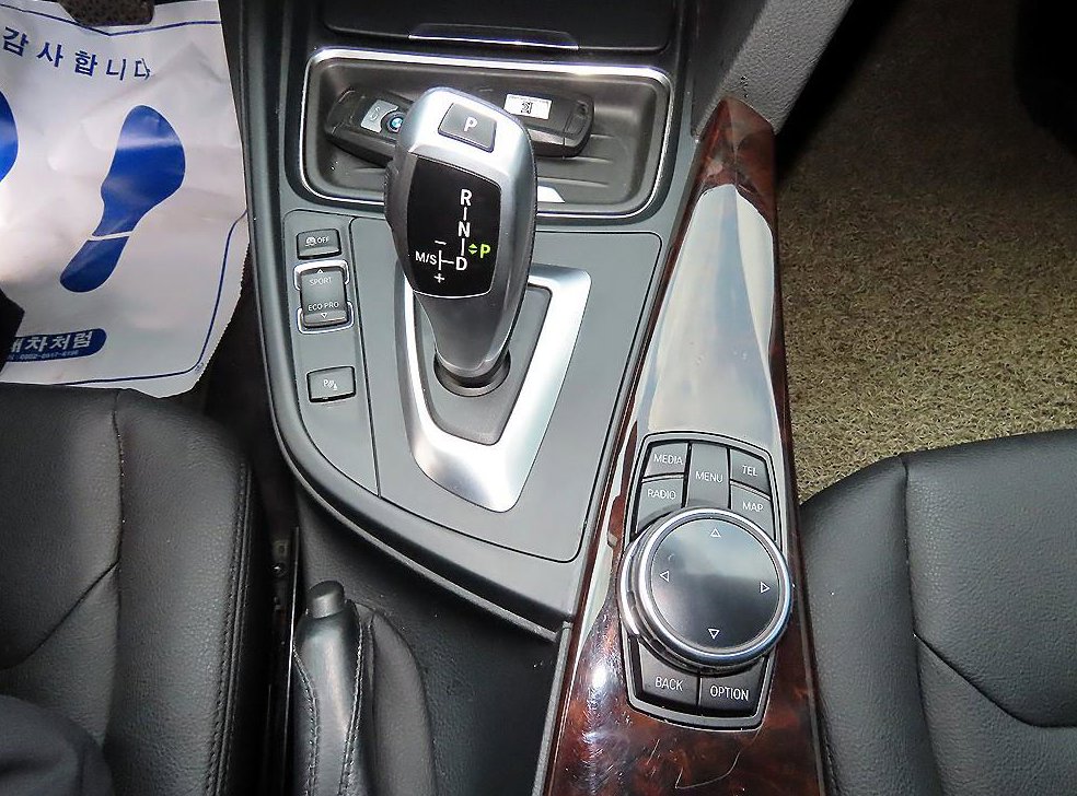 BMW 그란투리스모 GT 320D xDrive 사진 11